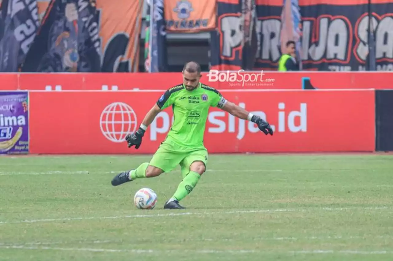 Kerap Melakukan Blunder, Thomas Doll Tetap Percayai Andritany Ardhiyasa sebagai Kiper Utama Persija