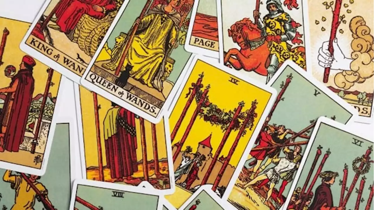 How to read the tarot for yourself or your friends — with advice from the experts