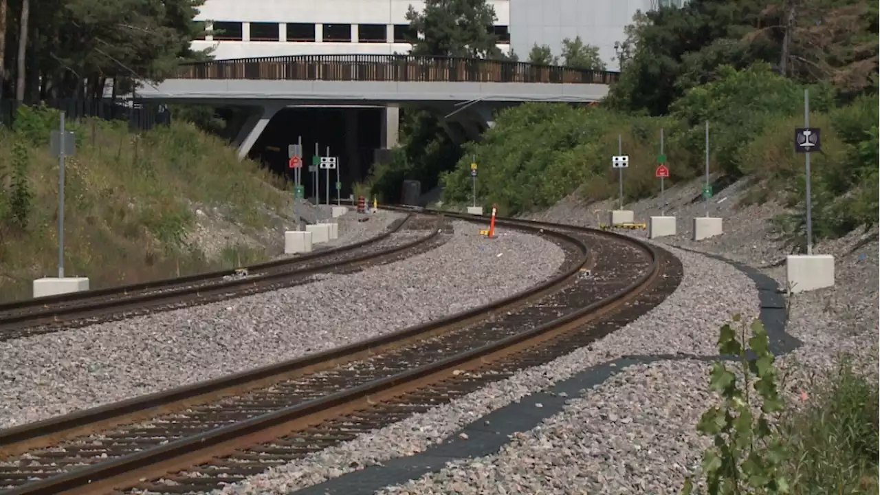 Trillium Line launch delayed until spring 2024