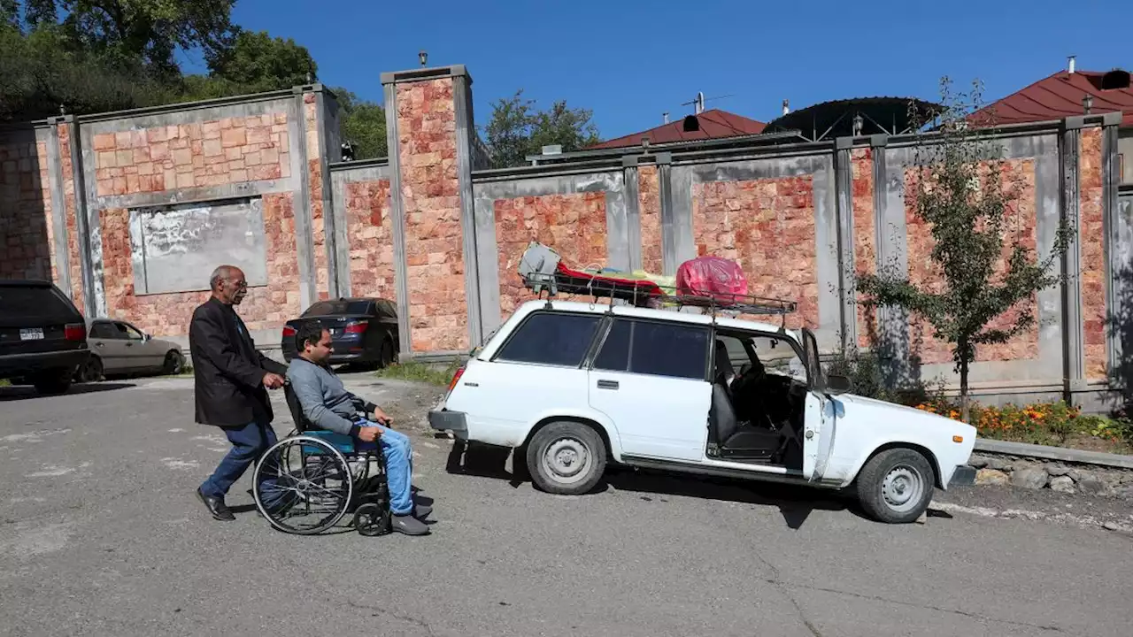 Bergkarabach: »Ich bin wütend auf die ganze Welt, die einfach nur zusieht«