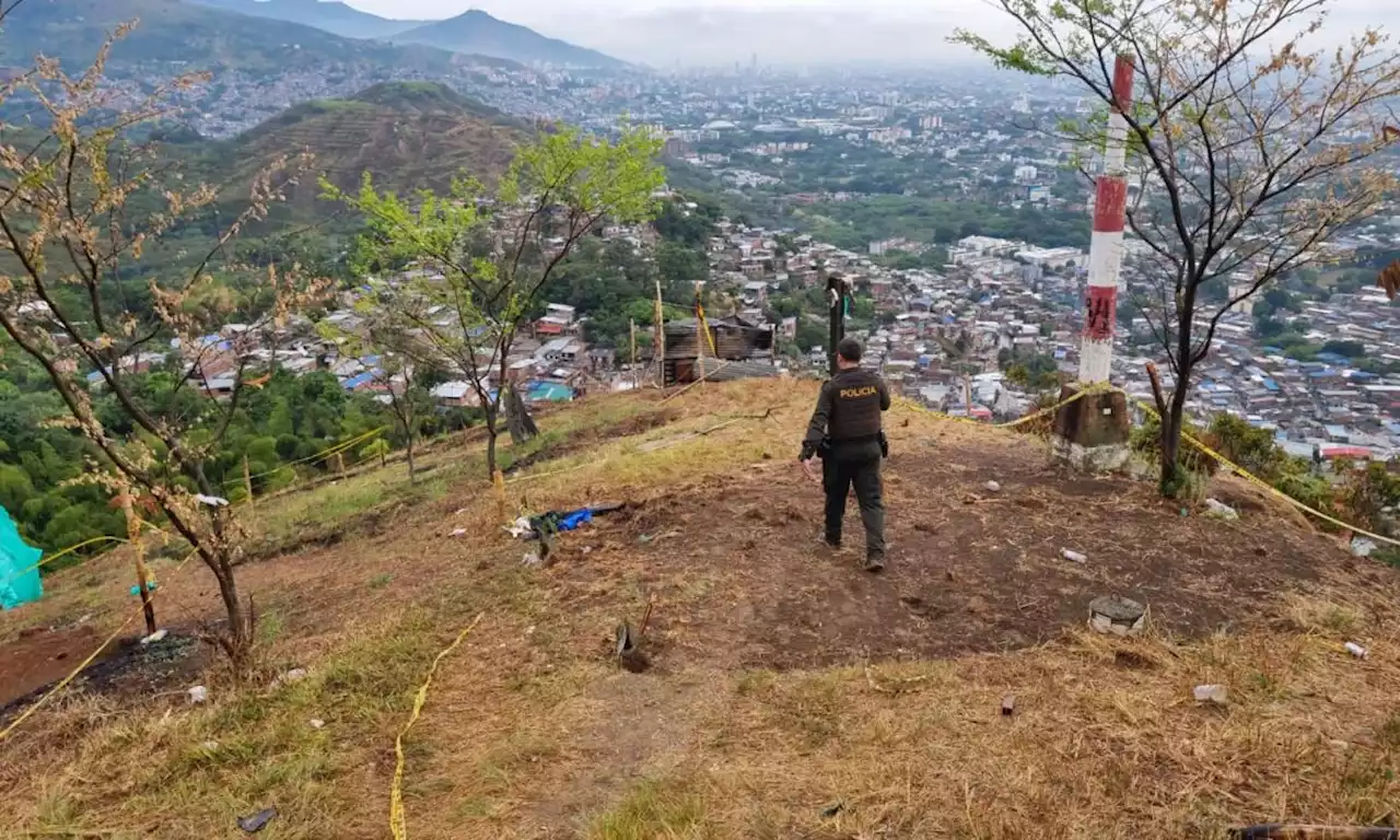 Policía Cali intervino invasión en el cerro La Antena que había sido incendiado