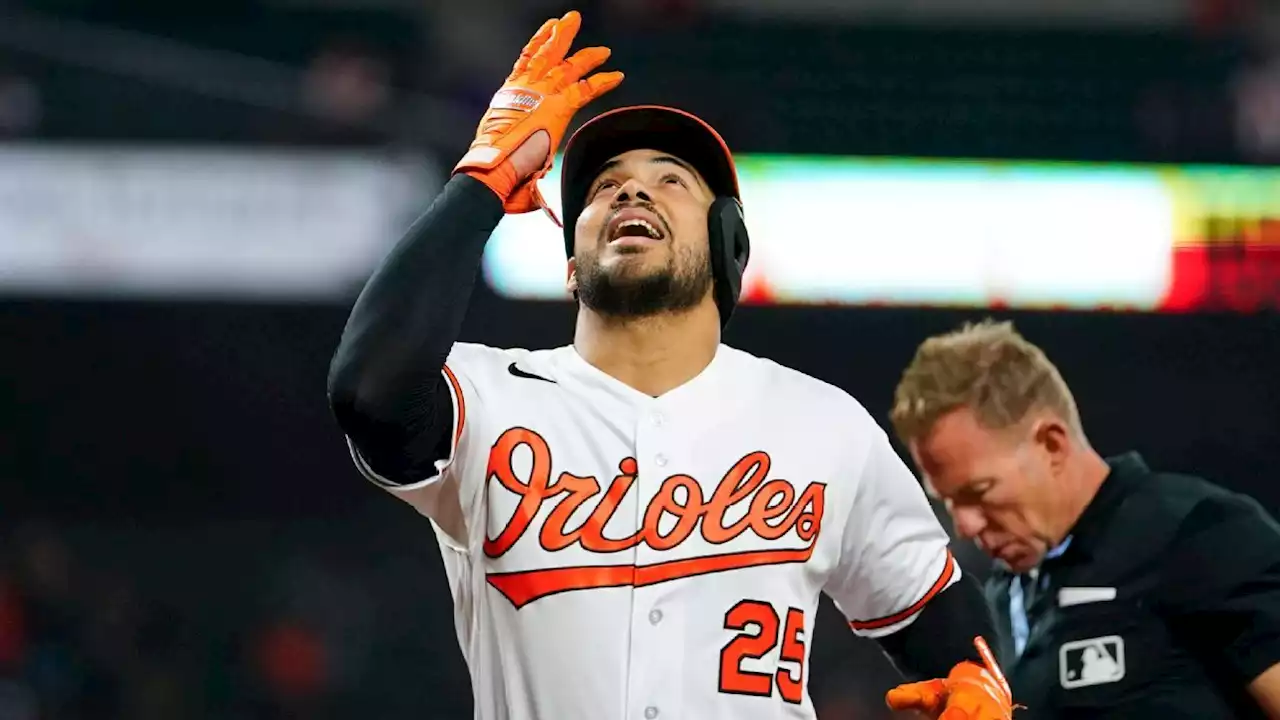 Orioles clinch AL East with 100th win of season