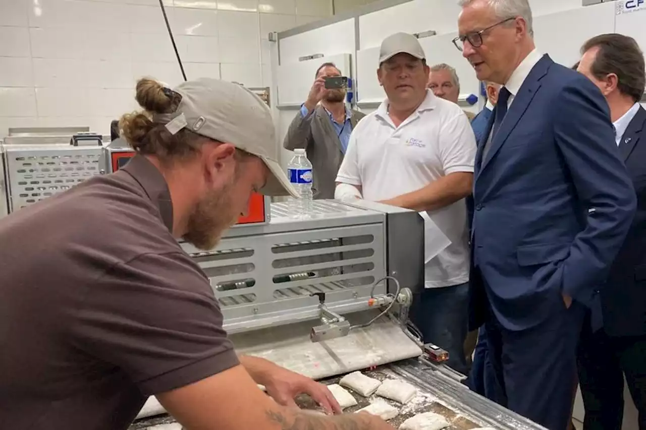 Bruno Le Maire, ministre de l' Economie visite une boulangerie solidaire à Montpellier