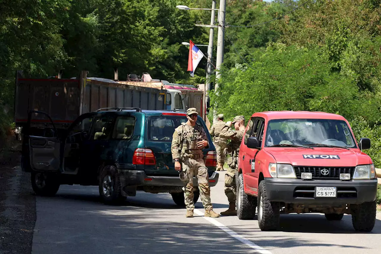 НАТО разрешило использование своих военных сил в Косово