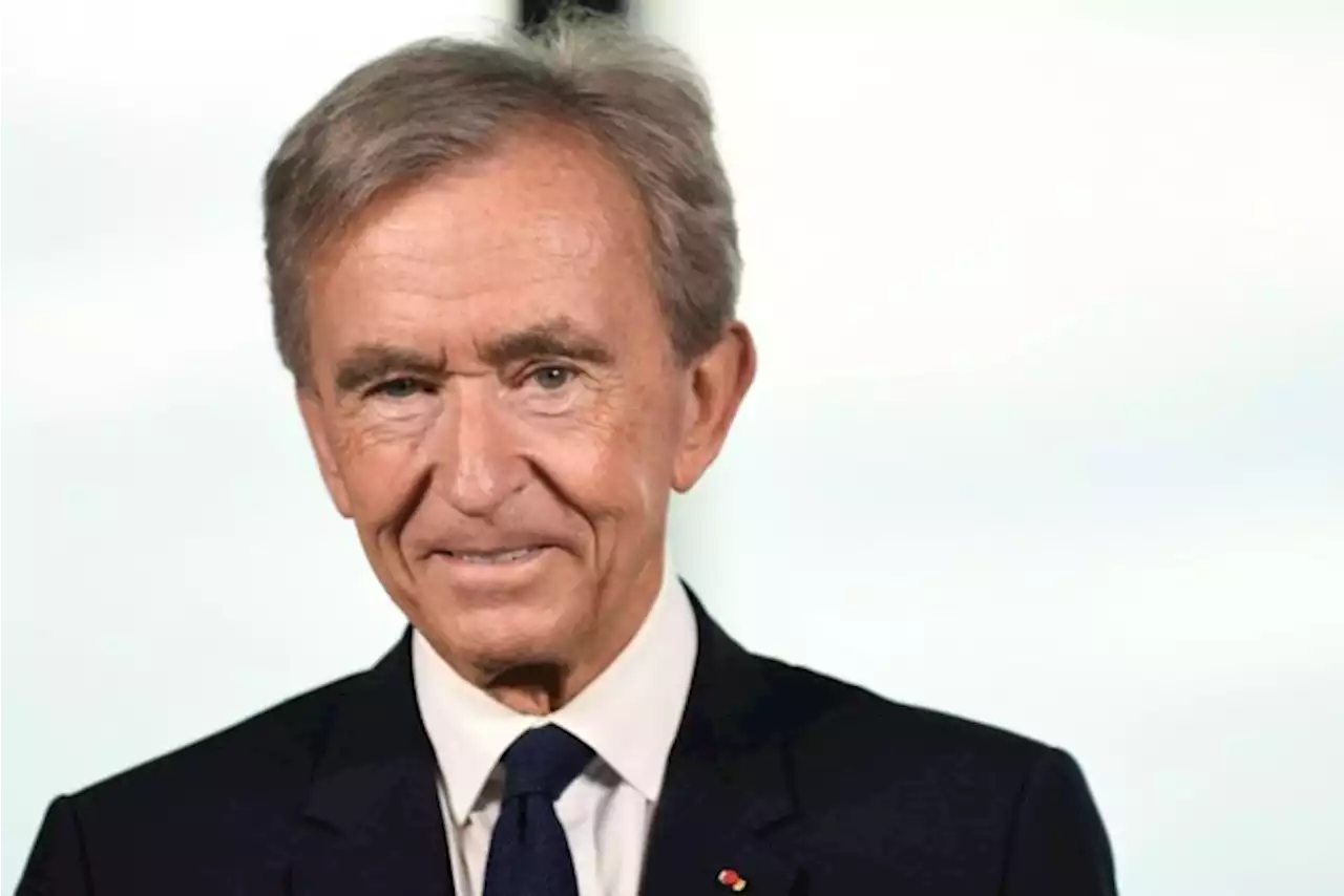 Frankrijk voert witwasonderzoek naar multimiljardair en Louis Vuitton-baas Bernard Arnault