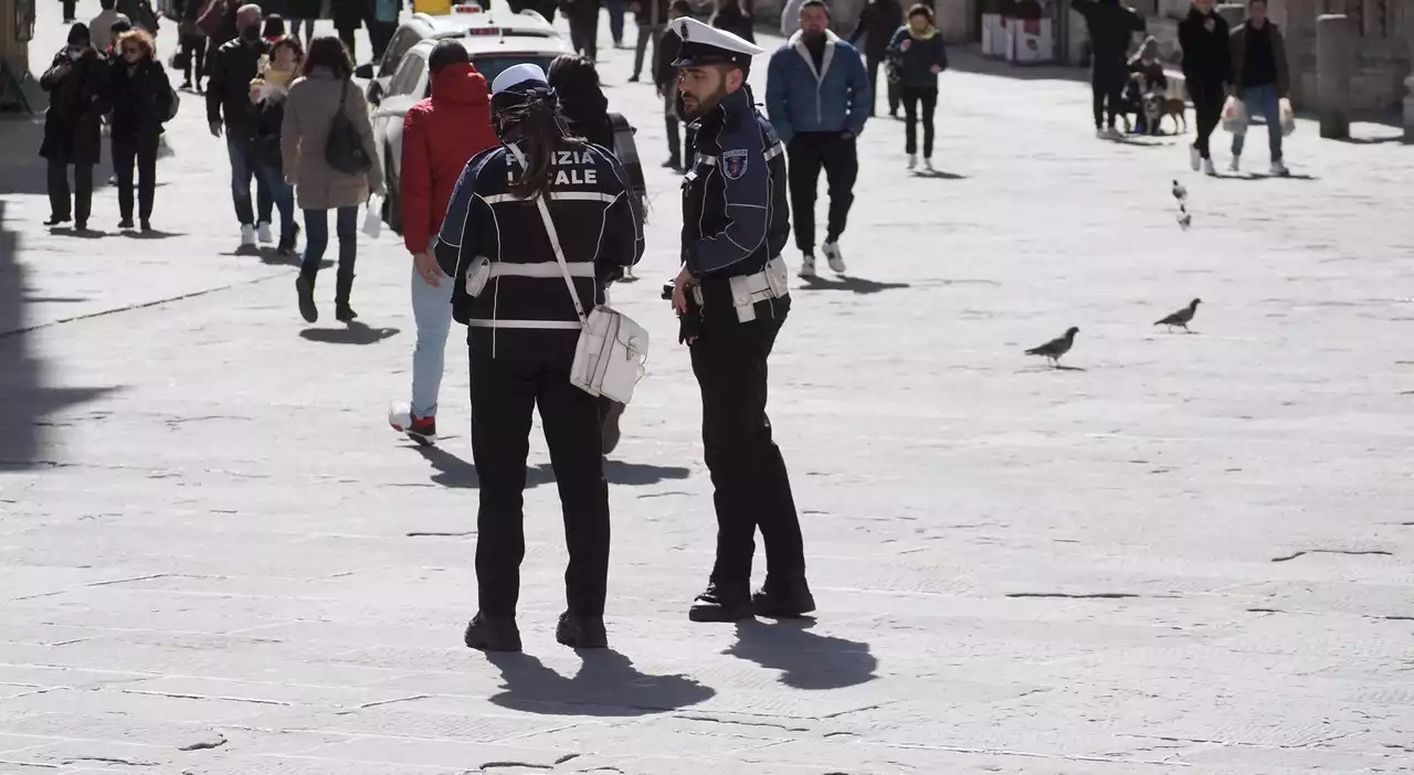 Perugia, dehors fuorilegge in centro: arrivano le multe per bar e ristoranti