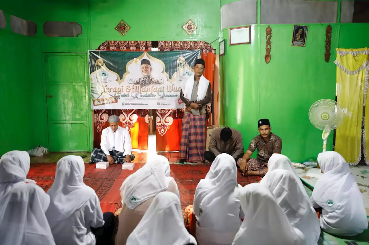 Tuan Guru Sahabat Ganjar Edukasi Warga Asahan Tentang Manfaat Berwudu