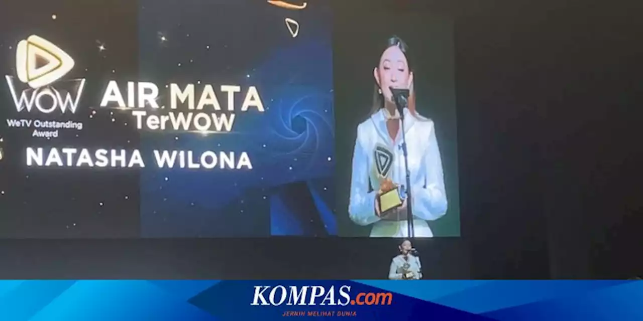 Natasha Wilona Dapat Penghargaan Air Mata Terwow dari WeTV Outstanding Award