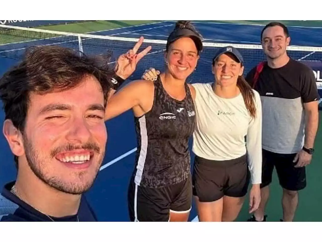 Luisa Stefani e Ingrid conhecem a chave em Pequim. Bia Haddad joga dupla