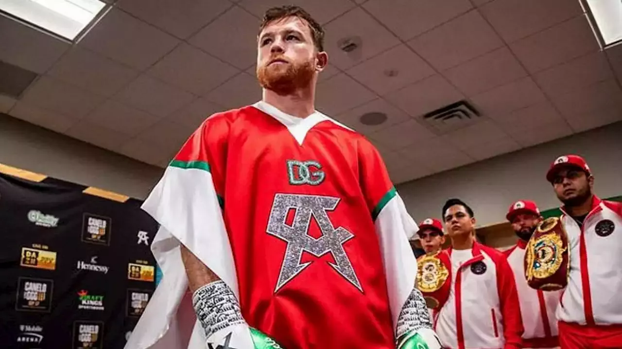 Box Canelo Álvarez Revela Cuánto Cuesta El Lujoso Poncho Que Utiliza Antes De Cada Pelea México 4938