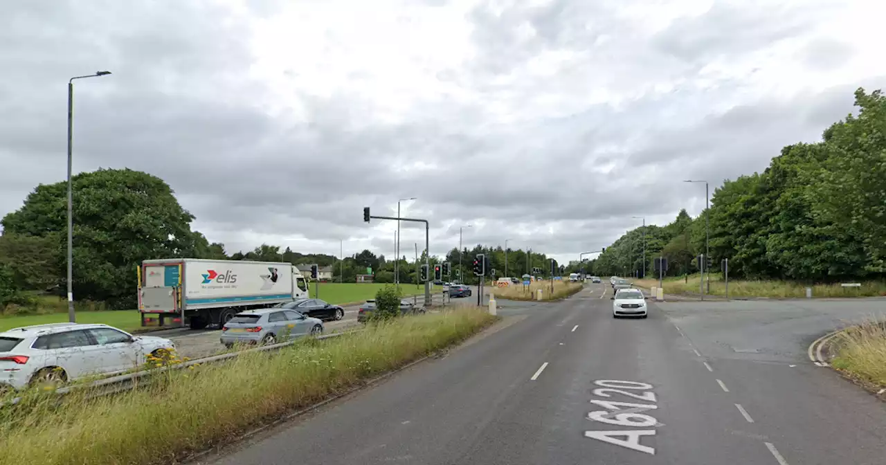 Live as crash shuts major Leeds ring road with police on scene