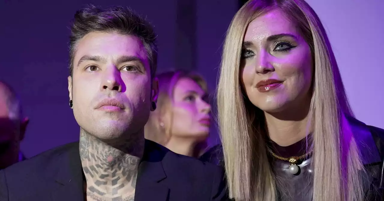 Fedez, ore d'ansia: Ferragni via da Parigi col primo aereo, 'operato d'urgenza'