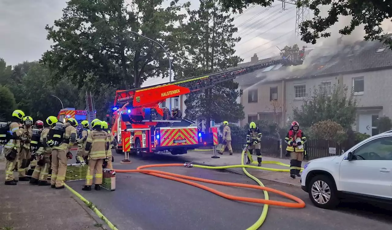 Dachstuhlbrand bei Hamburg: Feuerwehr verhindert Schlimmeres