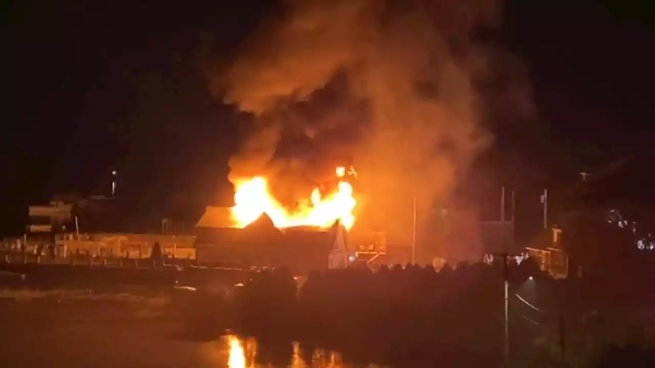 ‘Devastating' fire destroys popular Maine restaurant, iconic general store