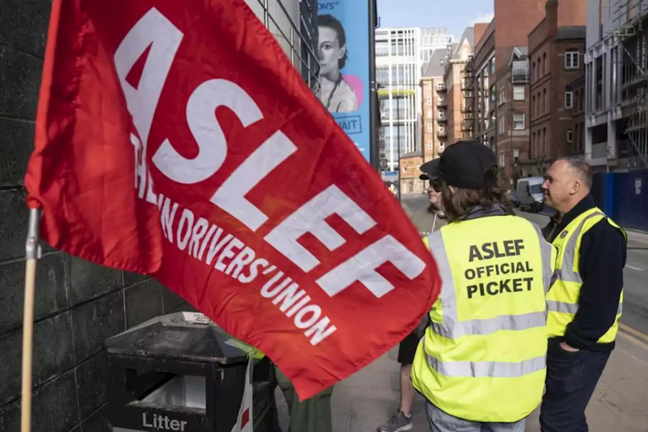 Overtime ban by train drivers ahead of strike