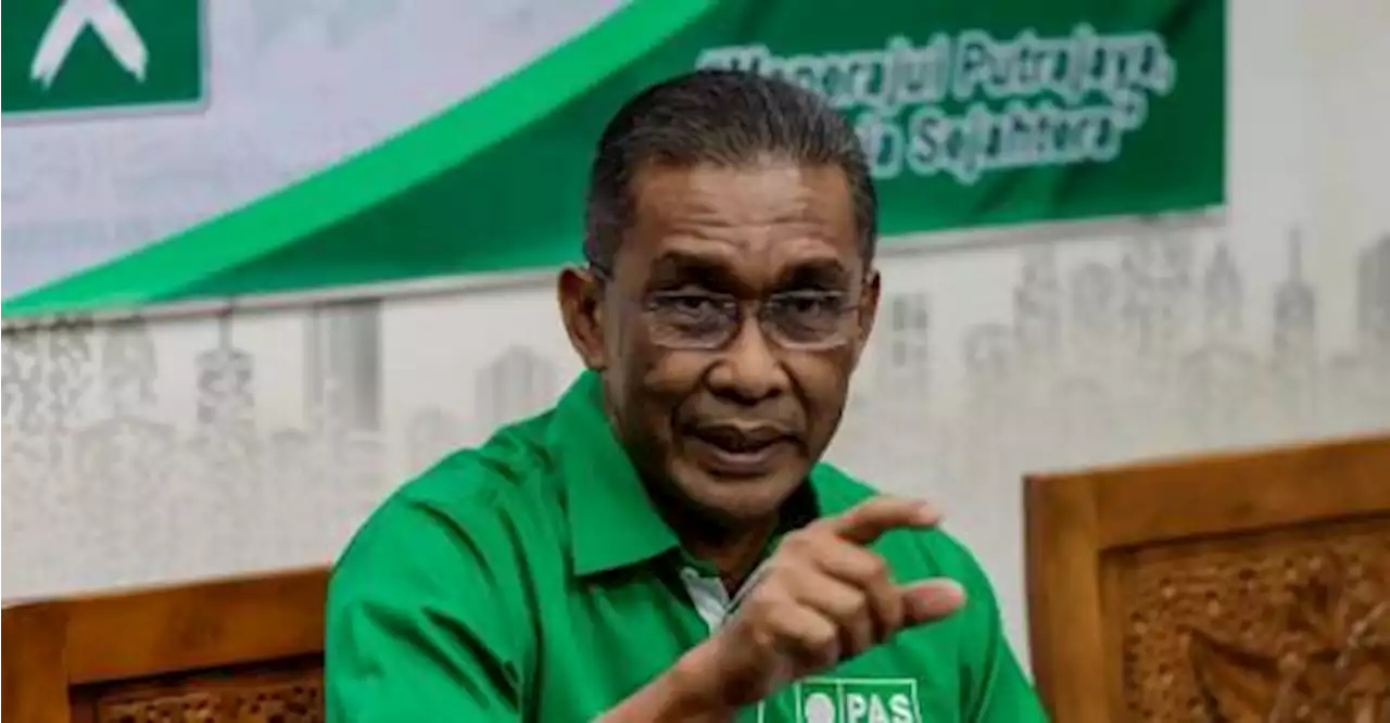 PAS Muktamar: &#039;Top 5&#039; retain posts without contest