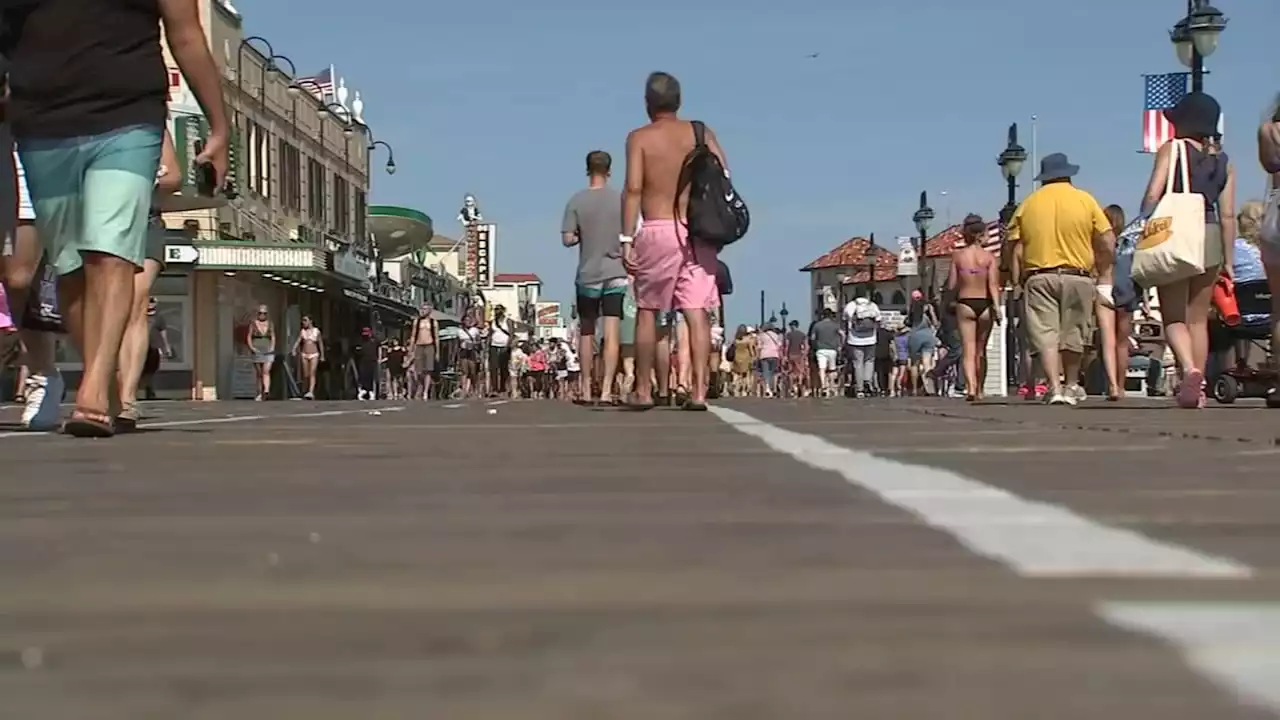 Families saying goodbye to summer at the Jersey shore