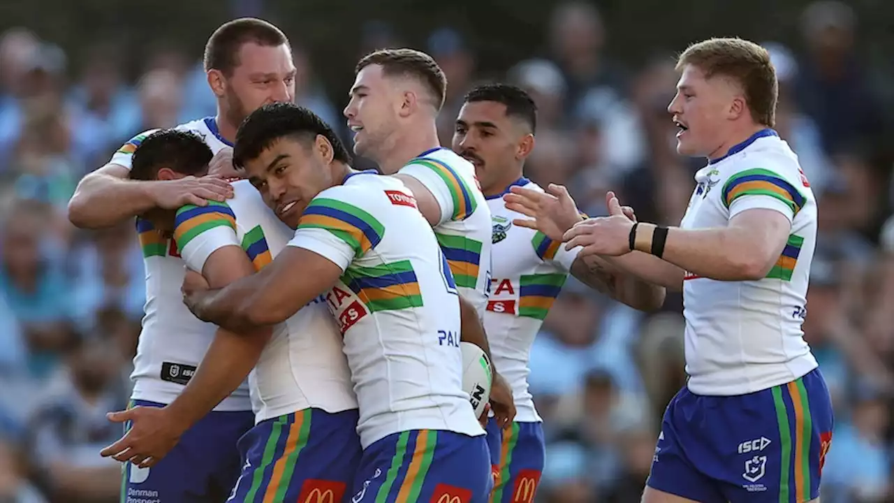 Live: Sharks, Raiders locked in tight battle for a home final on final day of NRL regular season