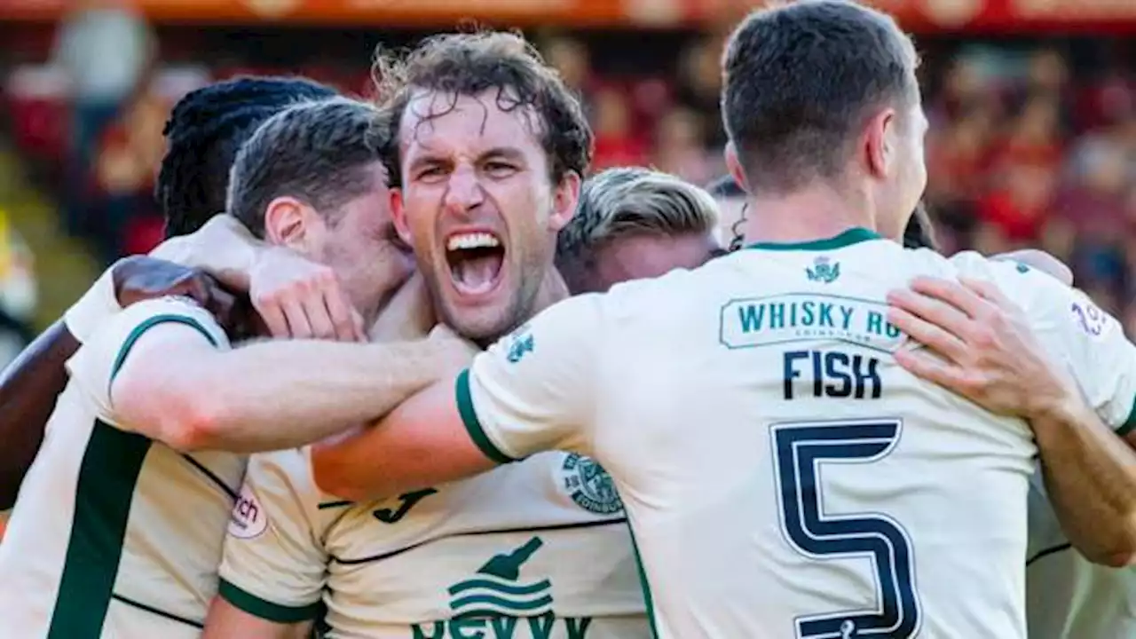 Managerless Hibs stun Aberdeen for first win