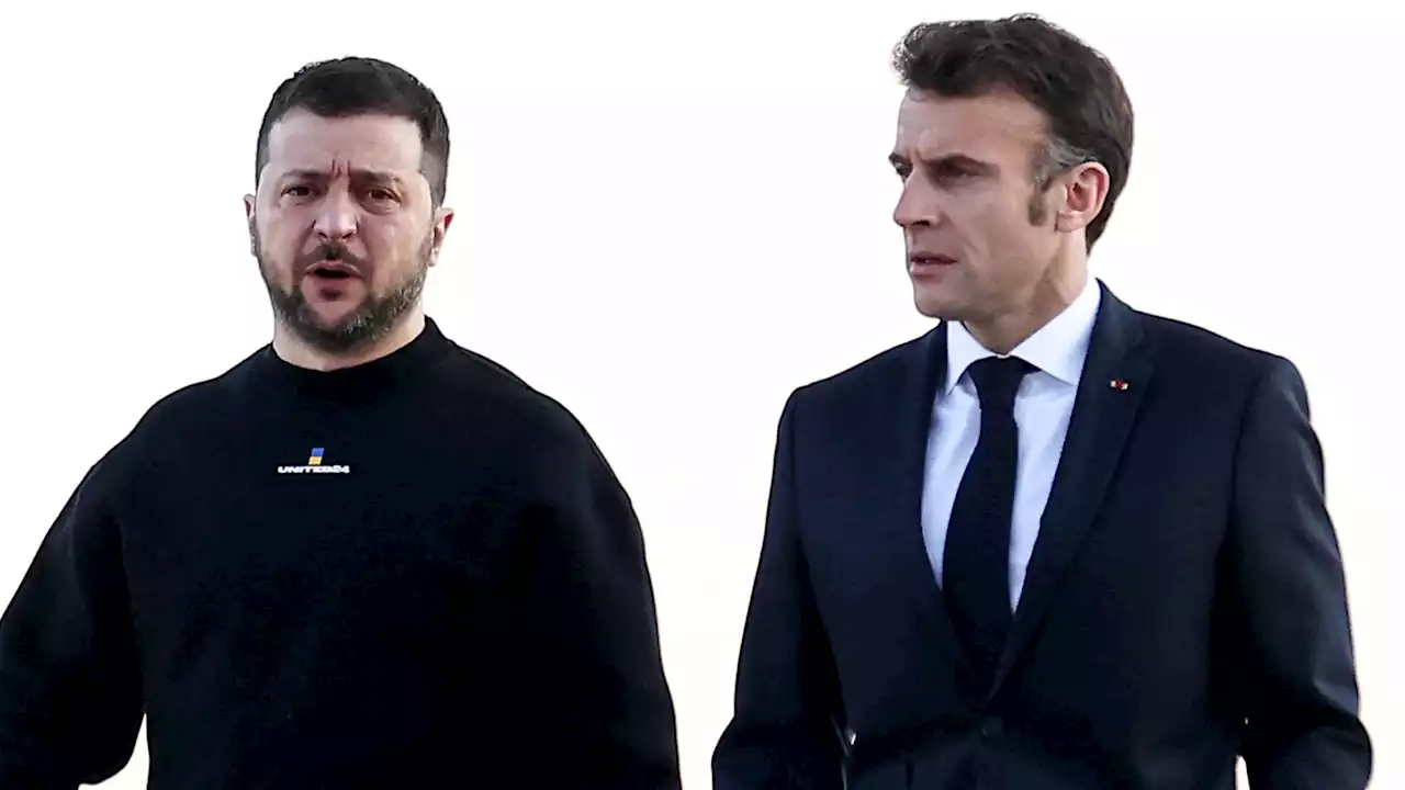 Emmanuel Macron assure à Volodymyr Zelensky sa détermination à soutenir l'Ukraine 'dans la durée'