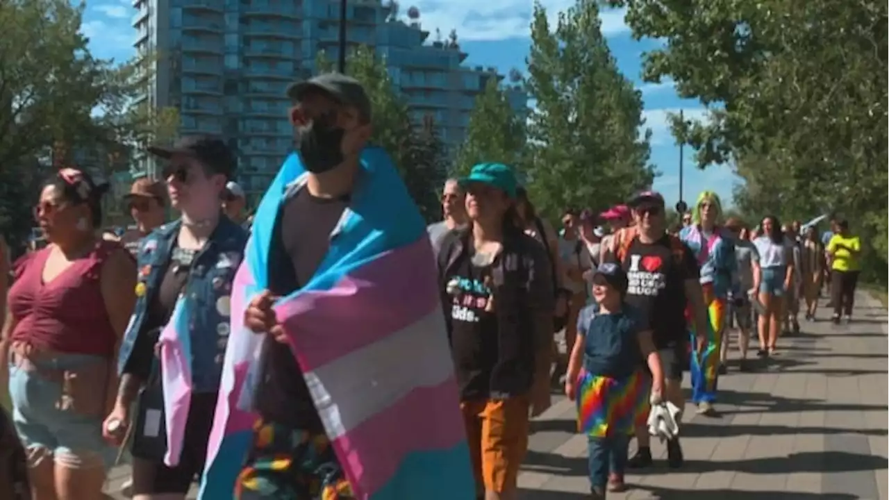 Advocates rally in annual Dyke and Trans March amid rising anti-LGBTQ sentiment