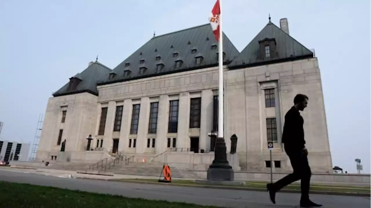 Supreme Court upholds agreement that lets Canada send refugees back to U.S.