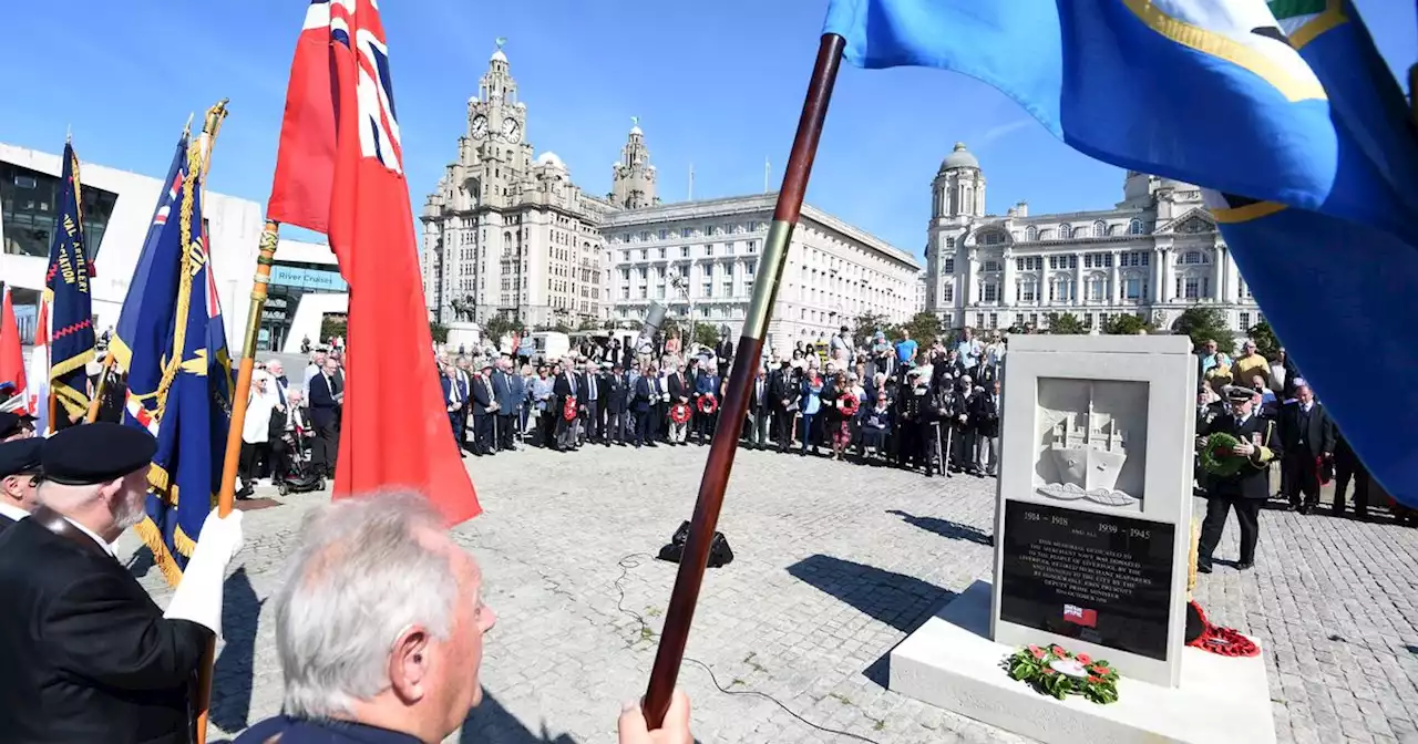 Crowd gathers on Pier Head to honour 'proud maritime tradition'