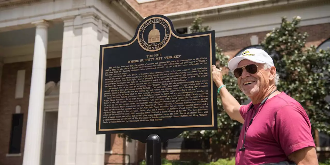 USM, Alcorn football fans remember, honor Jimmy Buffett Saturday