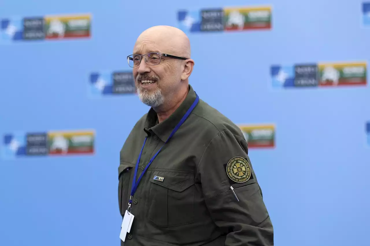 Zelenskyj sparkar försvarsministern
