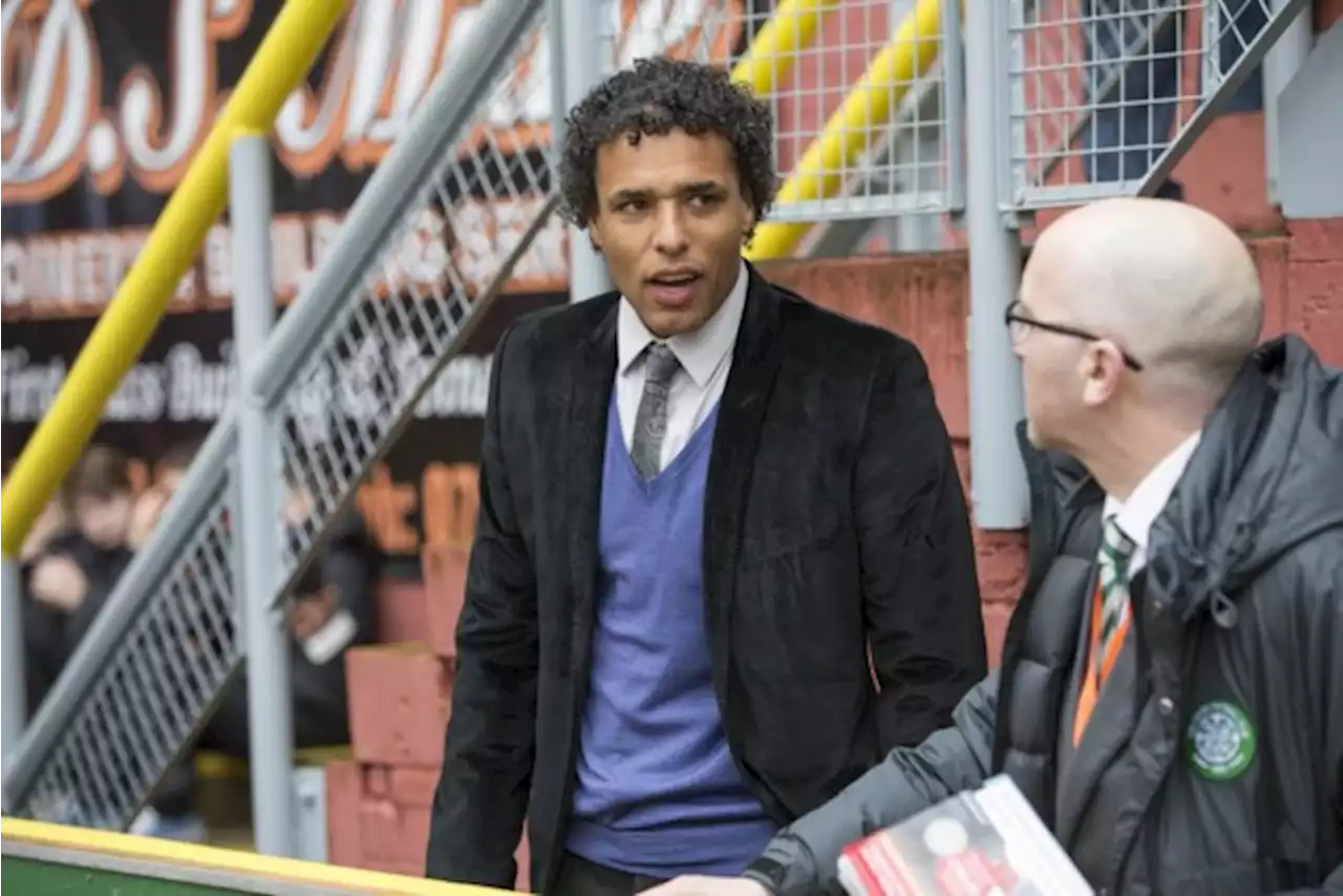 Pierre van Hooijdonk keert na uitglijder terug aan tafel bij NOS-talkshow Studio Voetbal