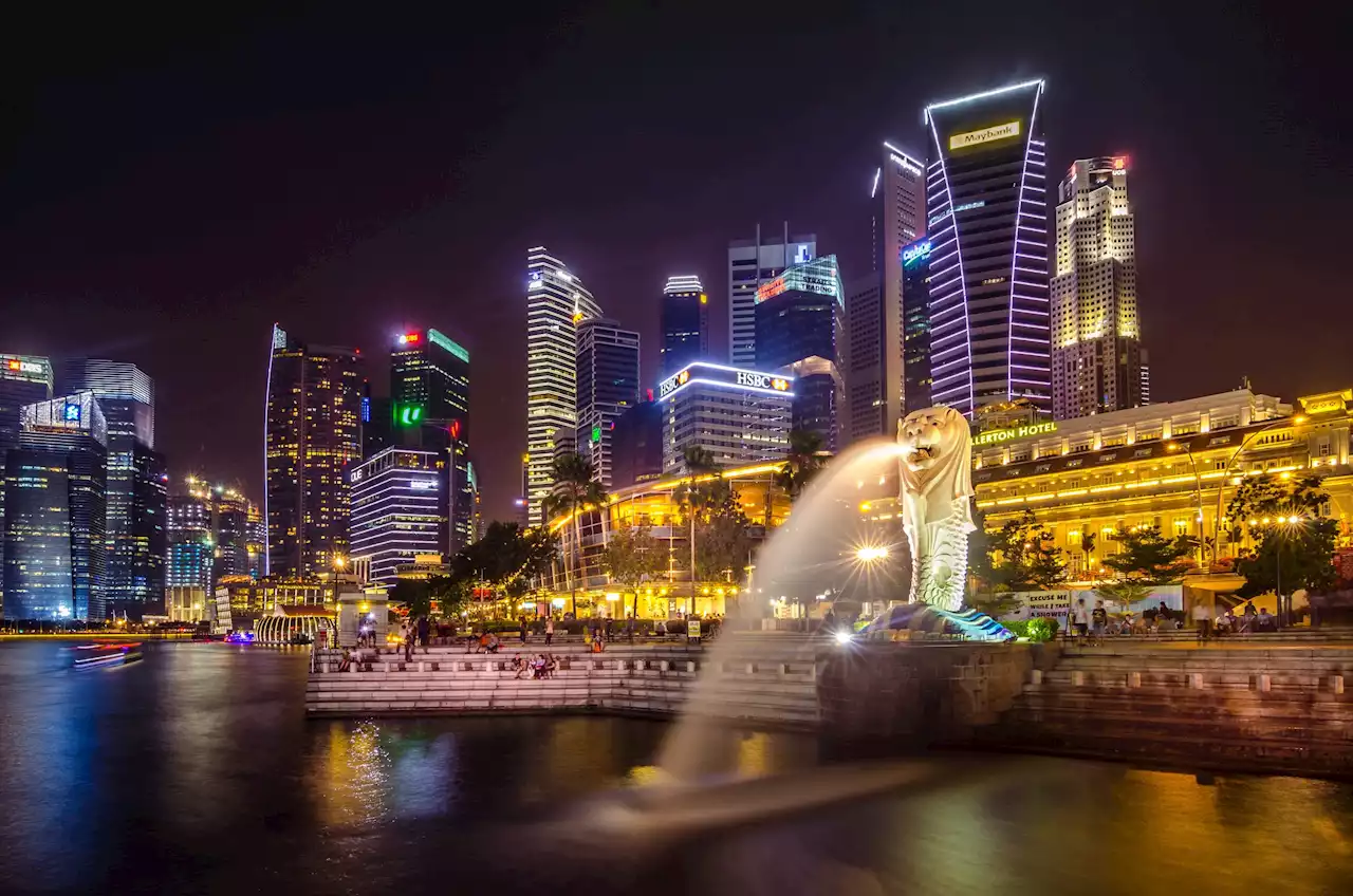 Singapore targets millionaires with at least $100 million to invest