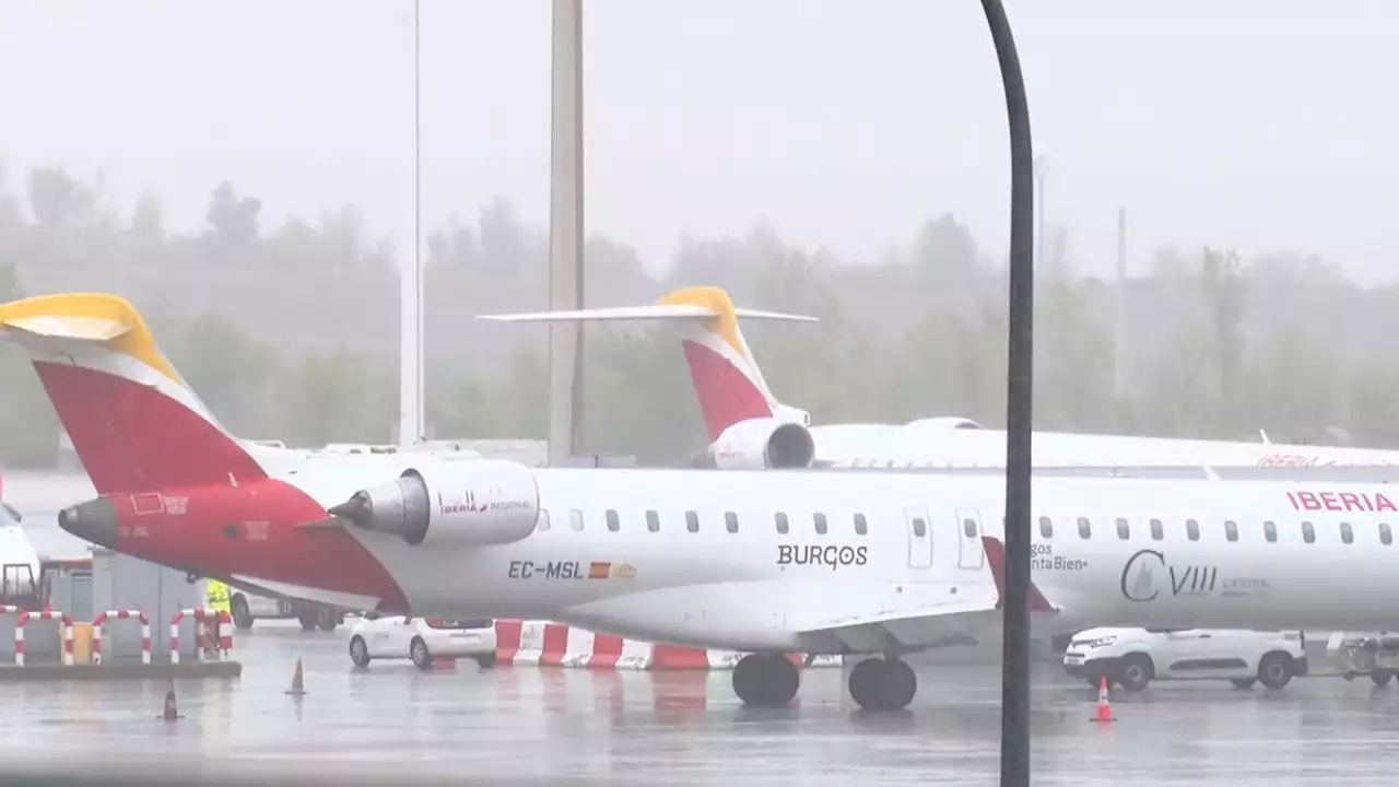 La DANA causa retrasos y cancelaciones en el Aeropuerto Adolfo Suárez Madrid-Barajas