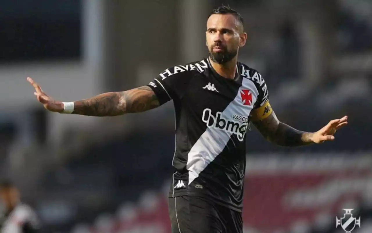 Castan conta que Sá Pinto quis impor multas no Vasco: 'Salário já está atrasado, como vão pagar?' | Vasco