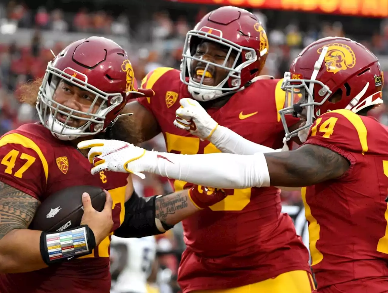 Swanson: USC’s defense takes step forward against Nevada