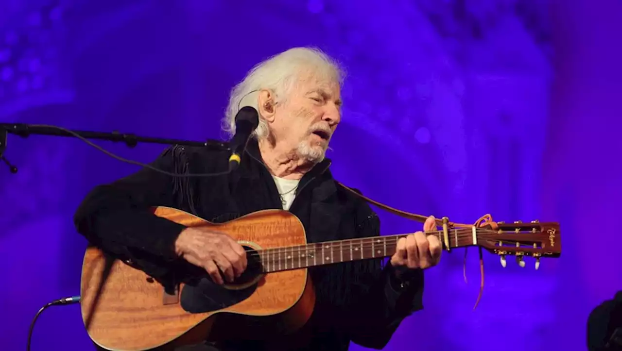 Hugues Aufray : à 94 ans, il s'est marié avec Muriel, sa compagne de 49 ans