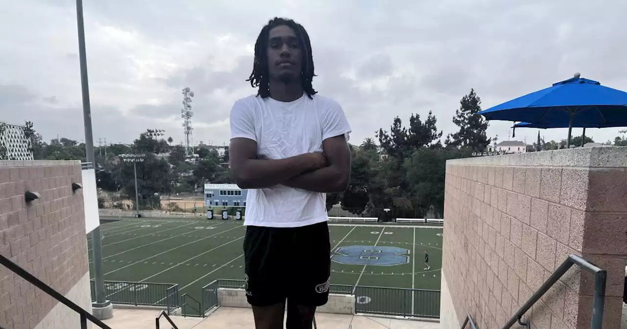 Column: From Chicago to L.A., Salesian High's Jakiel Kendricks never imagined joining the Army