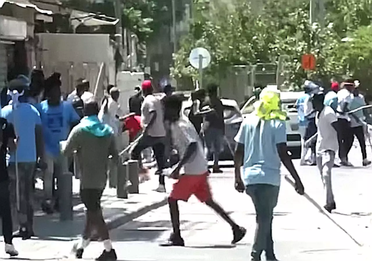 Israel: Migrant Gangs Riot in Tel Aviv, Injuring Dozens of Policemen and Damaging Property