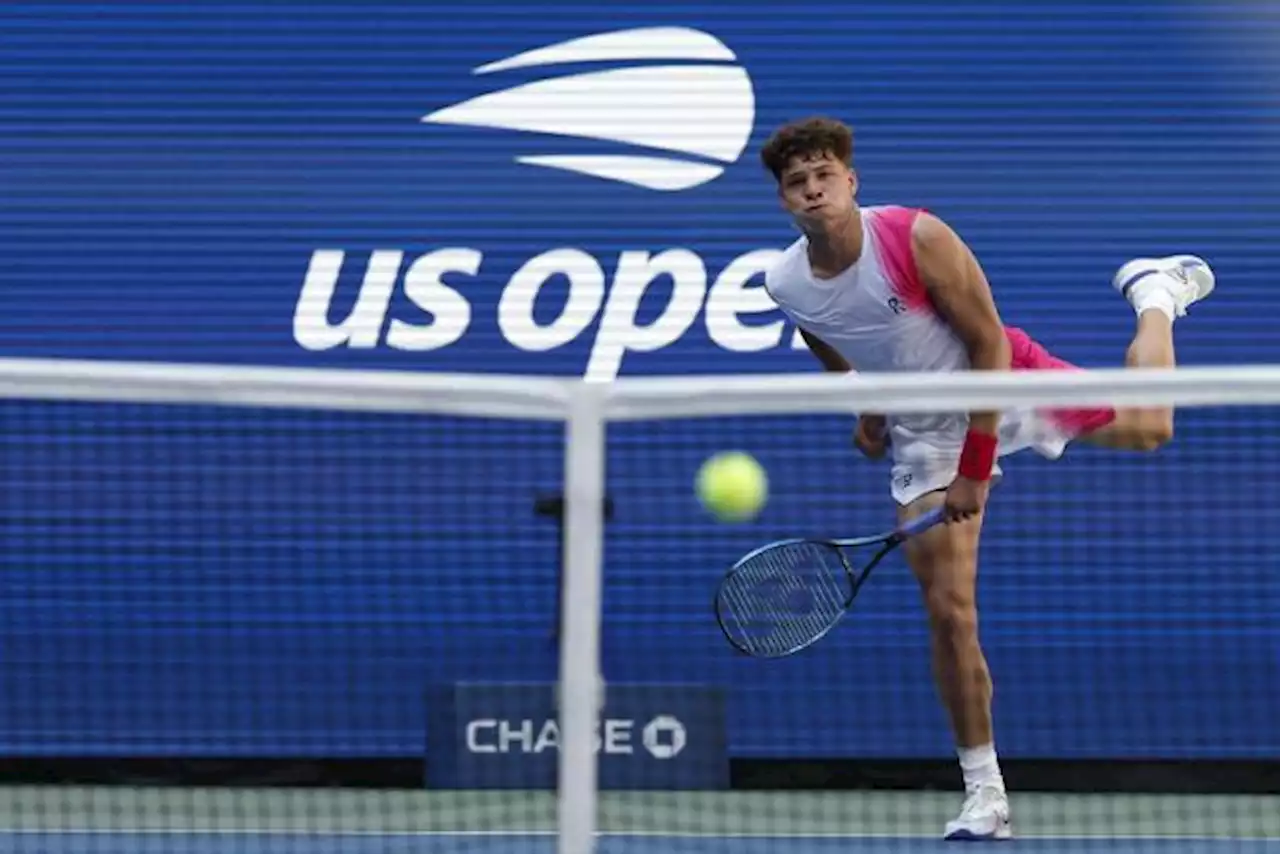 Ben Shelton domine Tommy Paul et se qualifie pour les quarts de finale de l'US Open