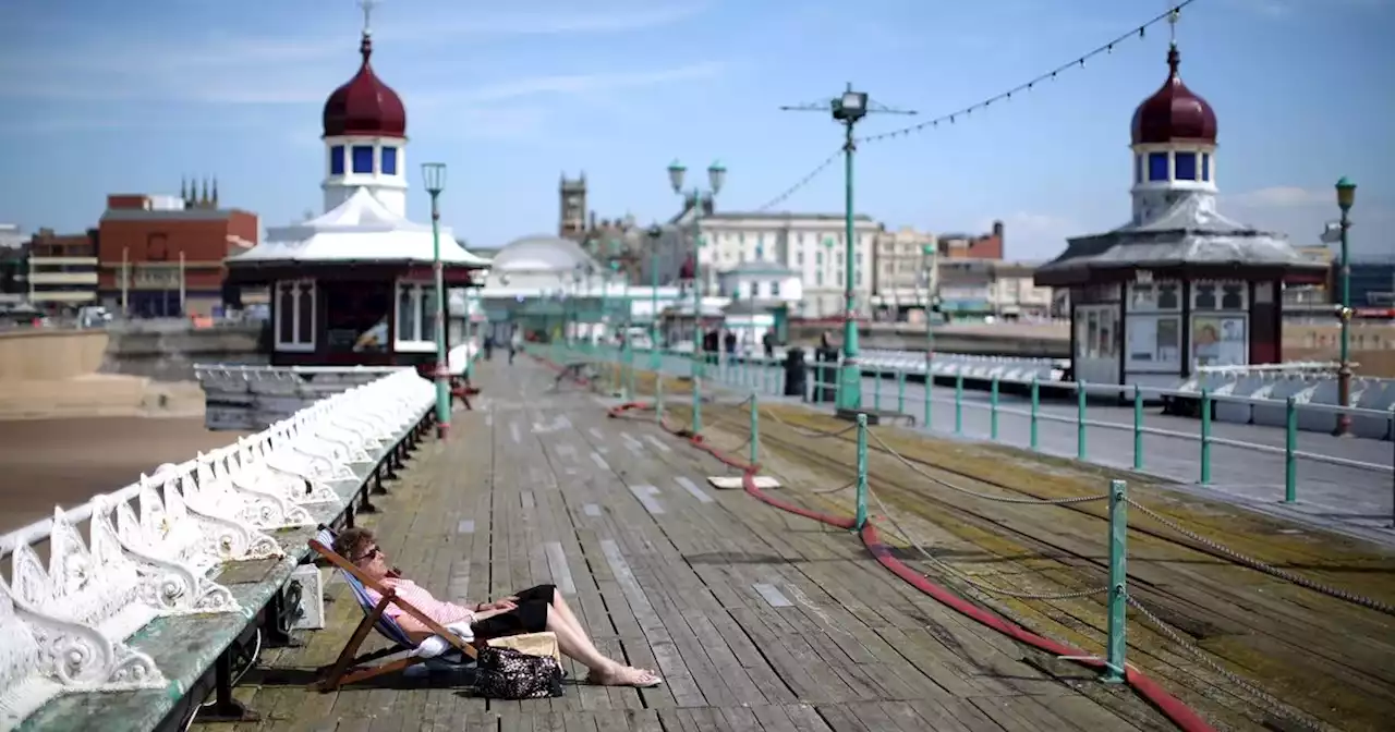 Met Office verdict on chances of 32C heatwave hitting the UK this week