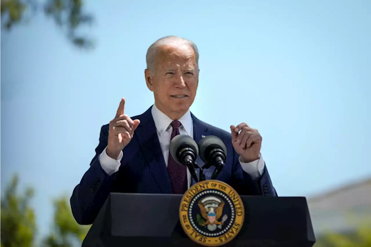 White House race overshadows Biden visit to Florida hurricane zone