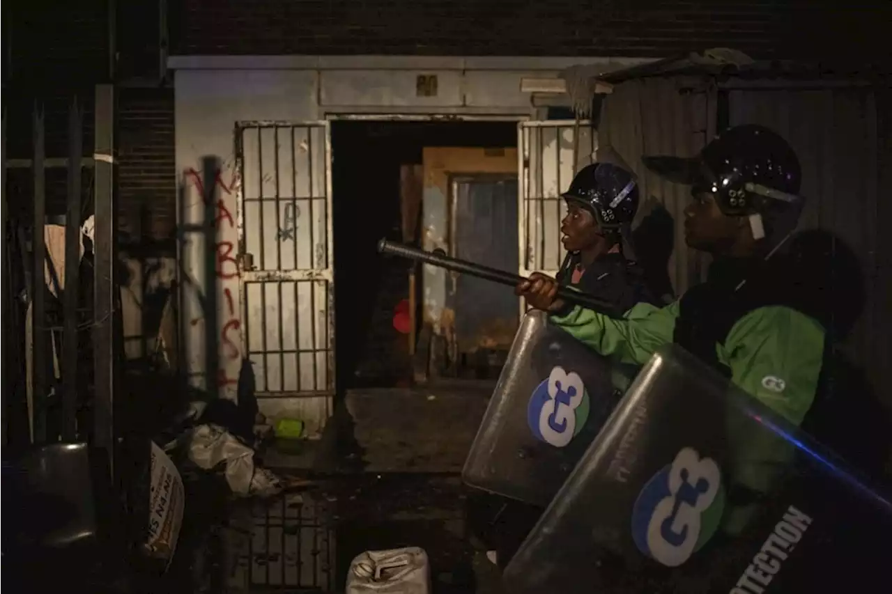 'Everyone to the shelter, we're welding this building shut': Joburg officials inspect hijacked buildings
