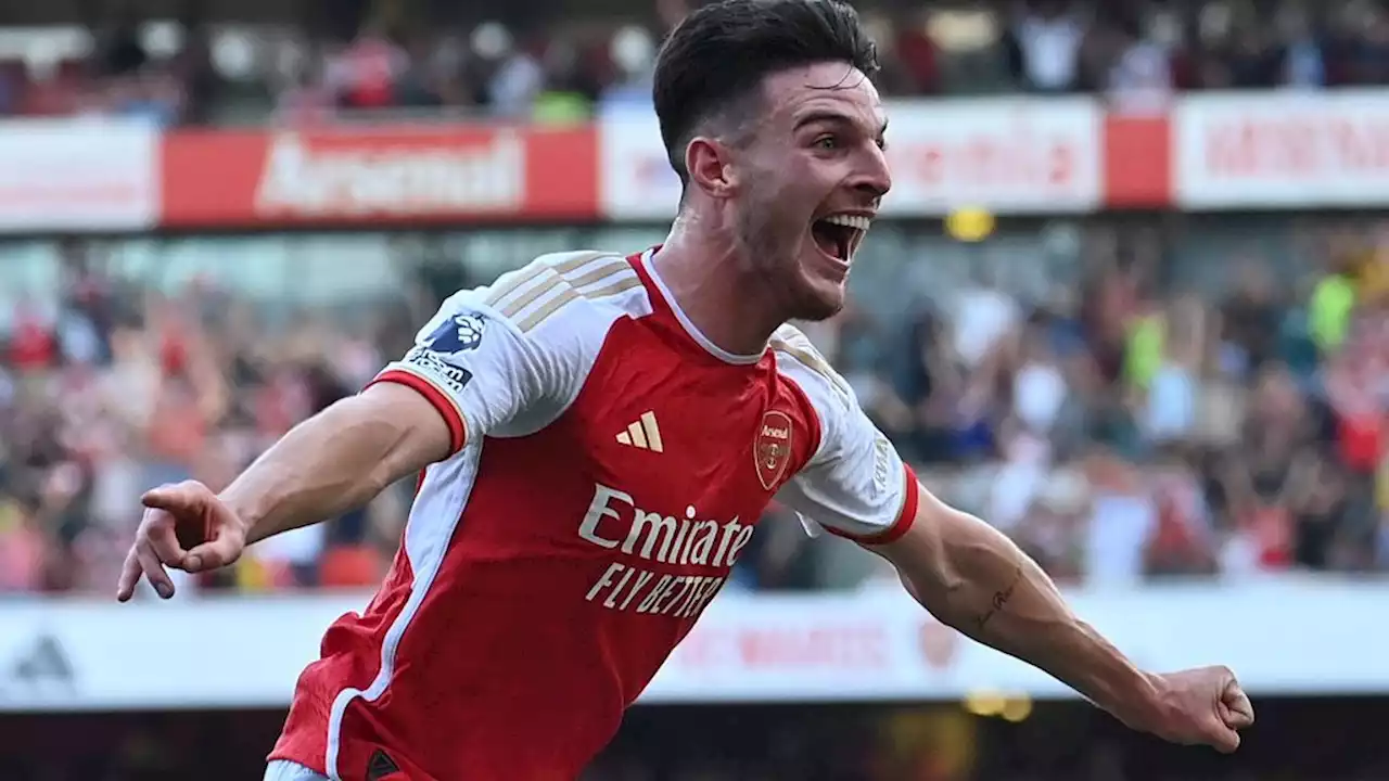 Arsenal wint in extremis van Manchester United, Liverpool klopt Villa eenvoudig