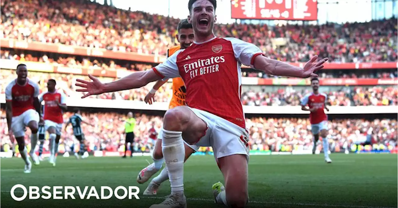 E no final, mais arroz: Arsenal volta a vencer Manchester United nos descontos com golos de Rice e Jesus