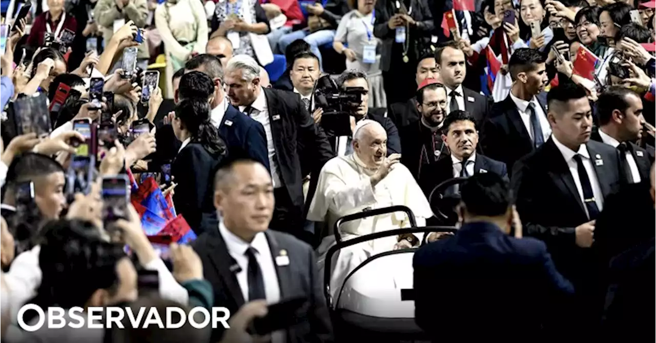 Papa saúda povo da China a partir da vizinha Mongólia