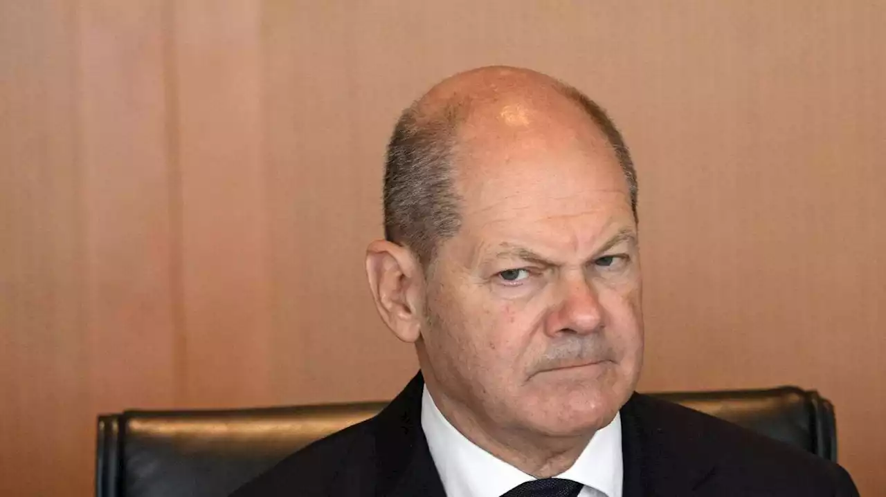 Le chancelier allemand Olaf Scholz se blesse en faisant un footing