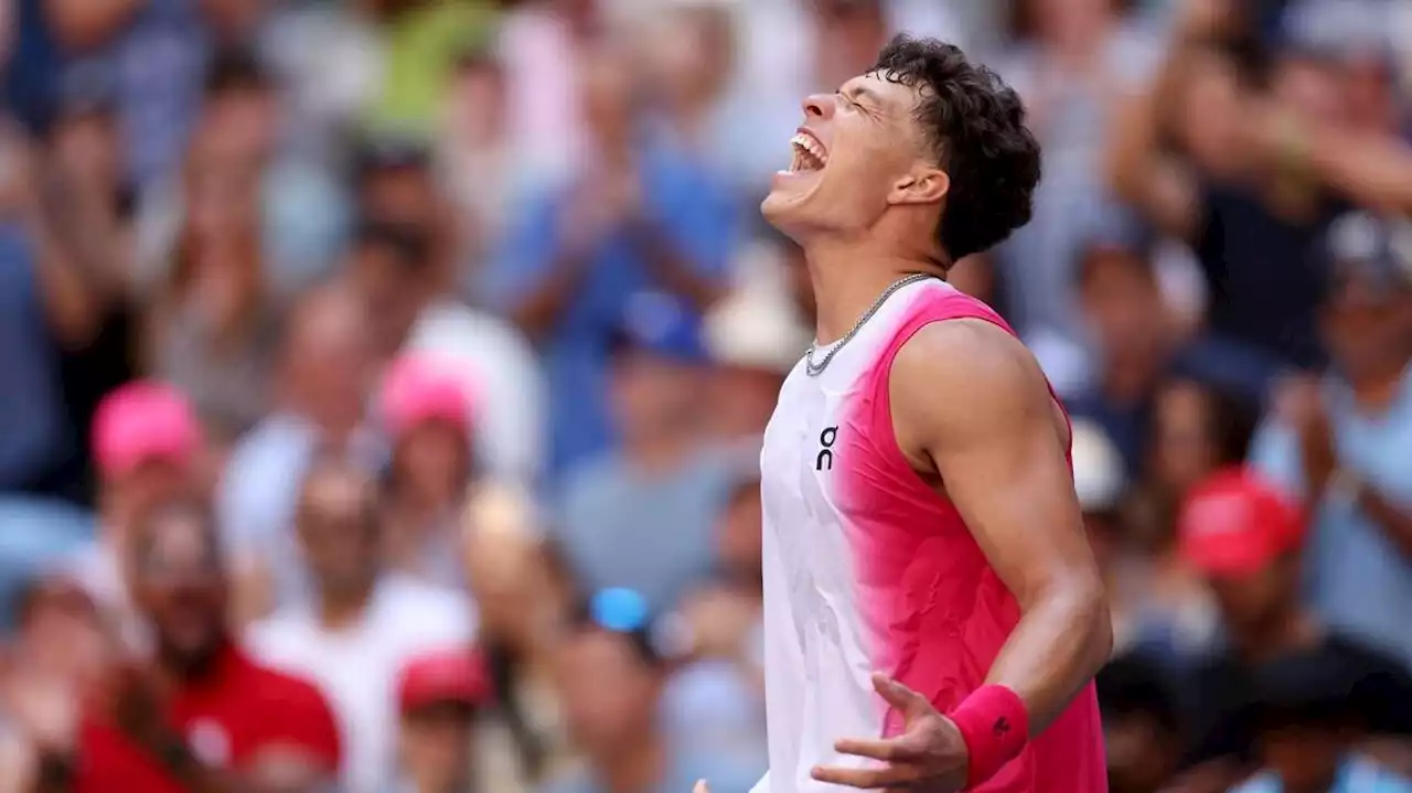 US Open. Ben Shelton élimine son coéquipier Tommy Paul et rallie les quarts de finale