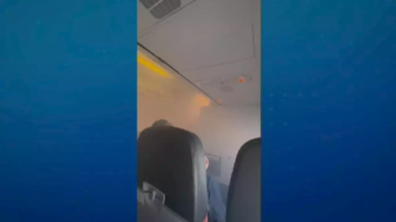 VÍDEO: Fumaça em avião provoca pouso de emergência no aeroporto Santos Dumont