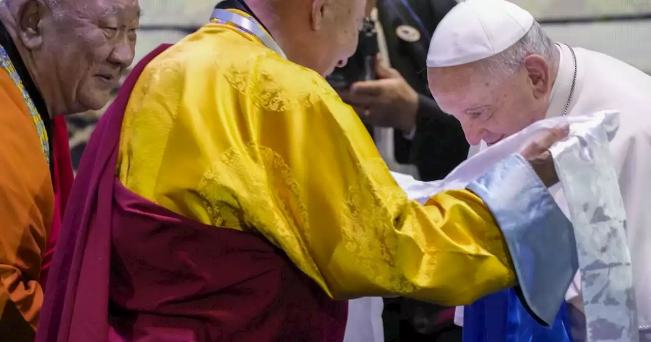 Pope joins shamans, monks and evangelicals to highlight Mongolia's faith diversity, harmony