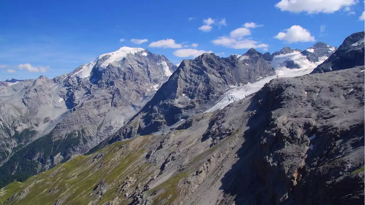 Bergsteiger reißt andere mit: Deutscher und Rumäne in italienischen Alpen tödlich verunglückt