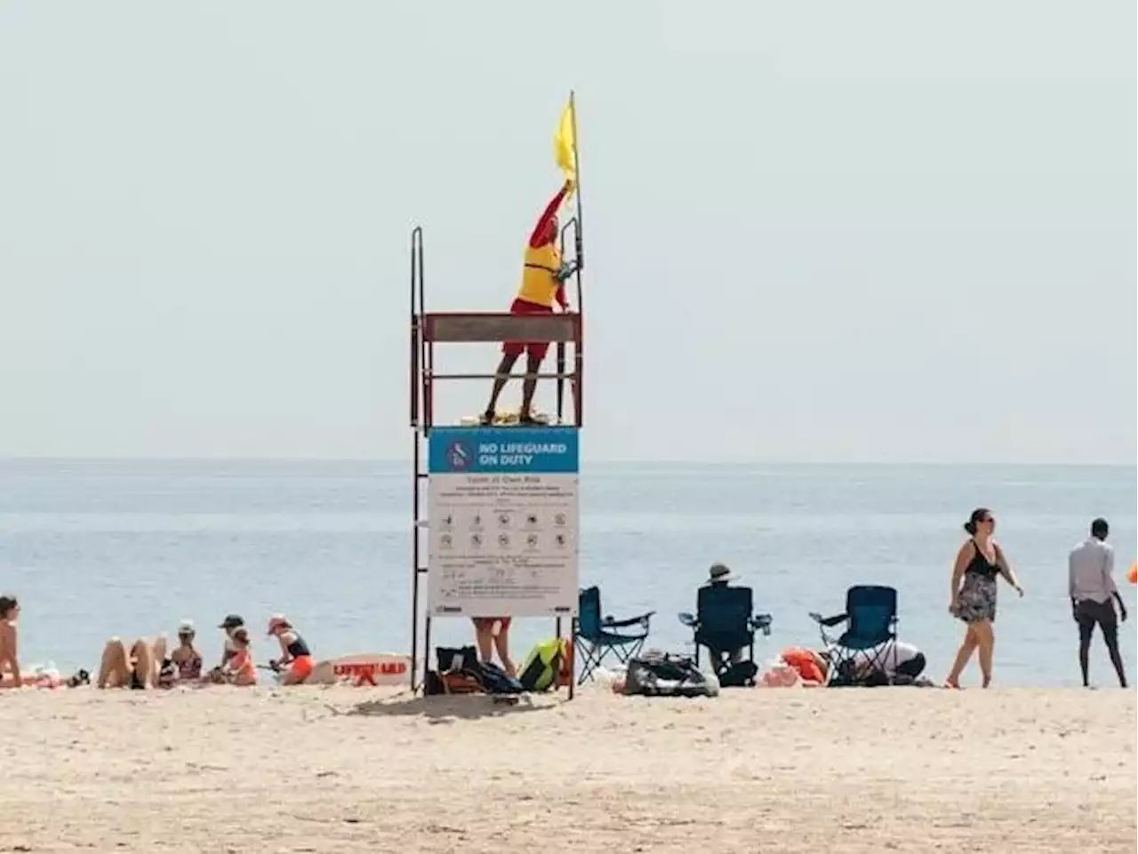 LIFE'S A BEACH: Late summer blast of heat triggers weather warning in GTA